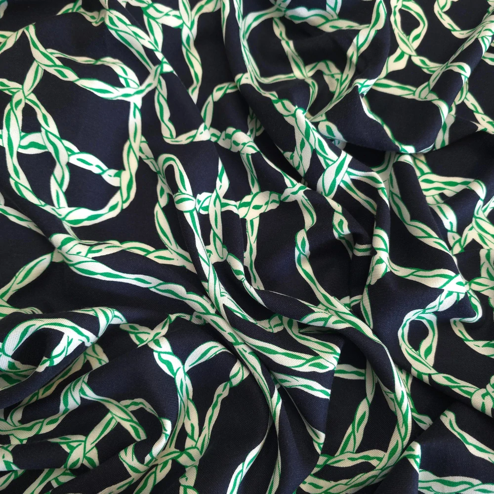 viskózová šatovka s keprovou vazbou, vzor lana černá