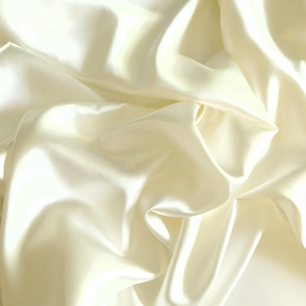 hedvábný satén doppio, 40 momme (172 g/m2), ivory