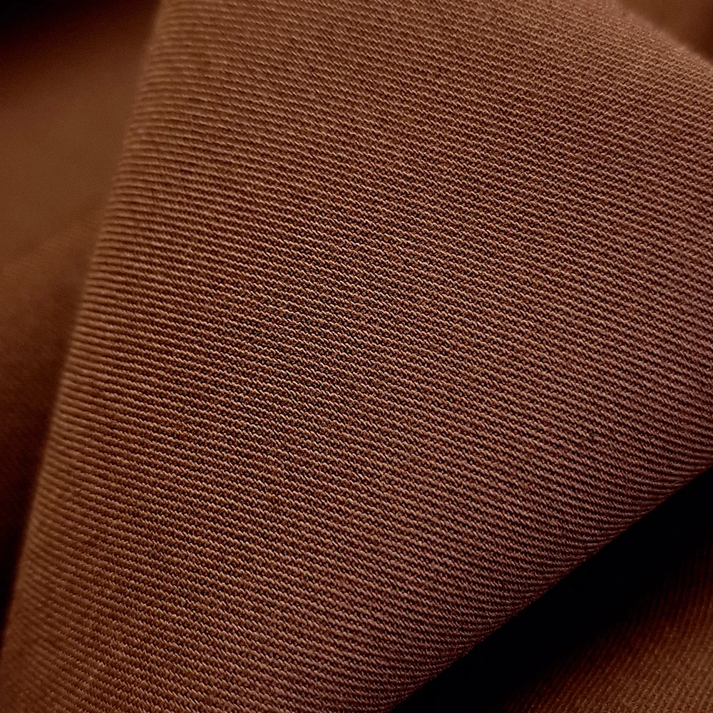 kostýmovka MONA, mléčná čokoláda