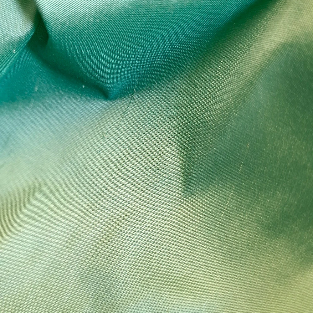 hedvábí, hladký šantung, mint 19