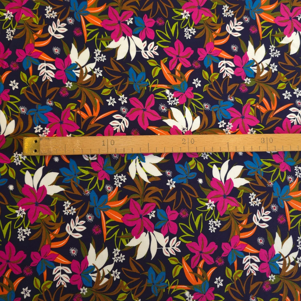 viskózové plátno, vzor tropik