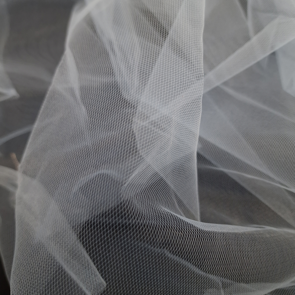 tyl nepružný, šíře 280 cm, bílý