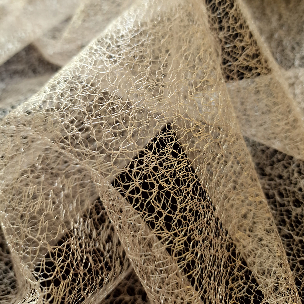 pavučinkový tyl, champagne