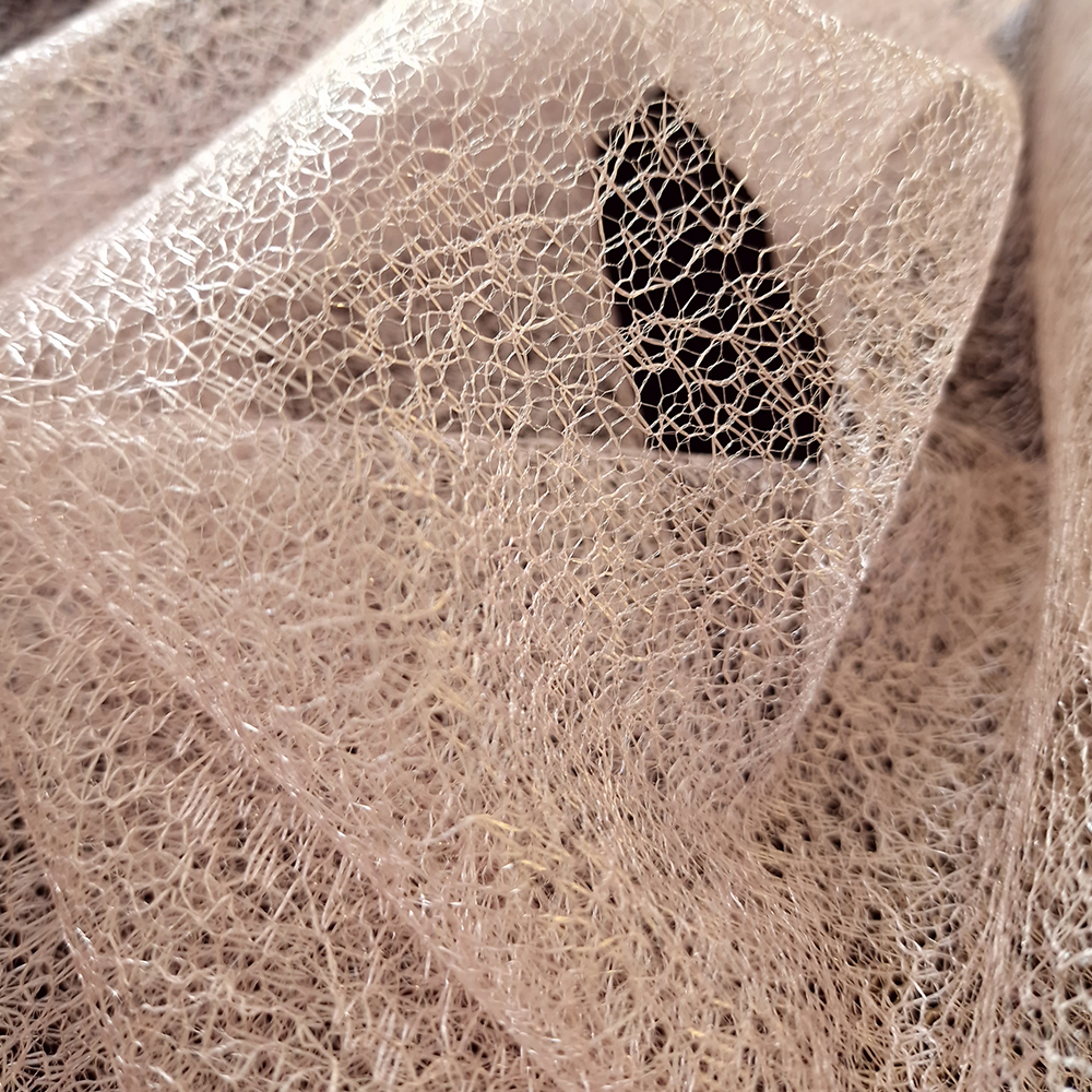 pavučinkový tyl, světle růžová