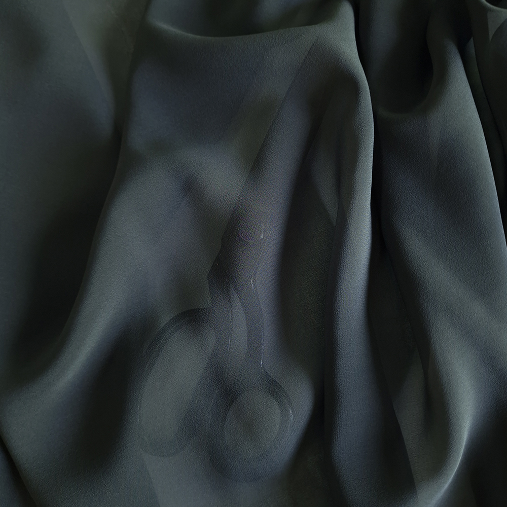 hedvábný crepe georgette, tmavá šedá