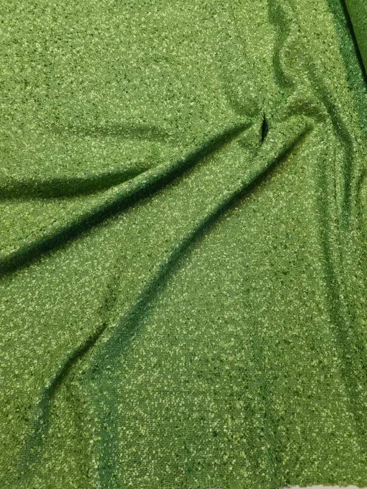 kostýmovka typu Chanel, jednobarevná, jarní zelená