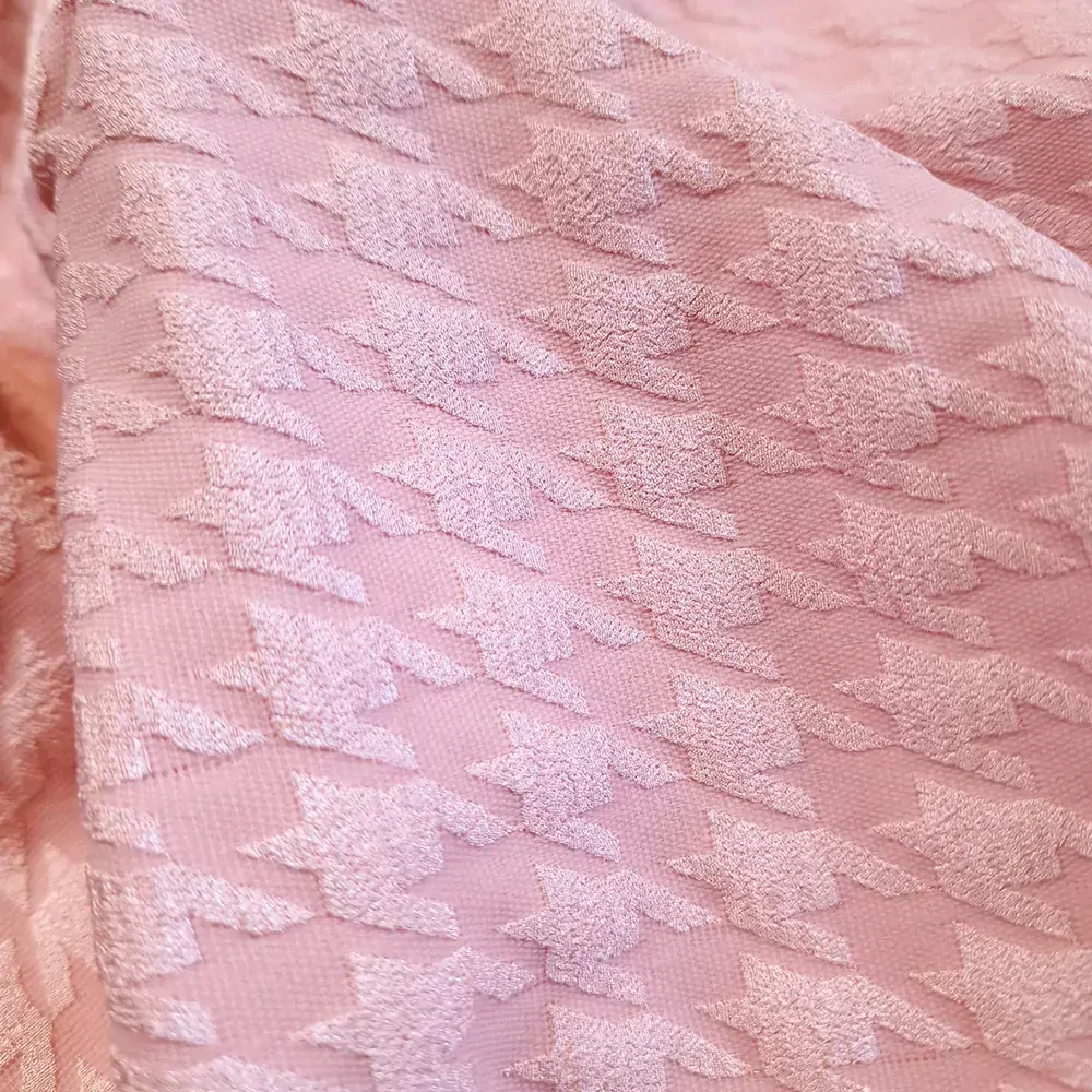 šatovka/kostýmovka, kohoutí stopa, růžová