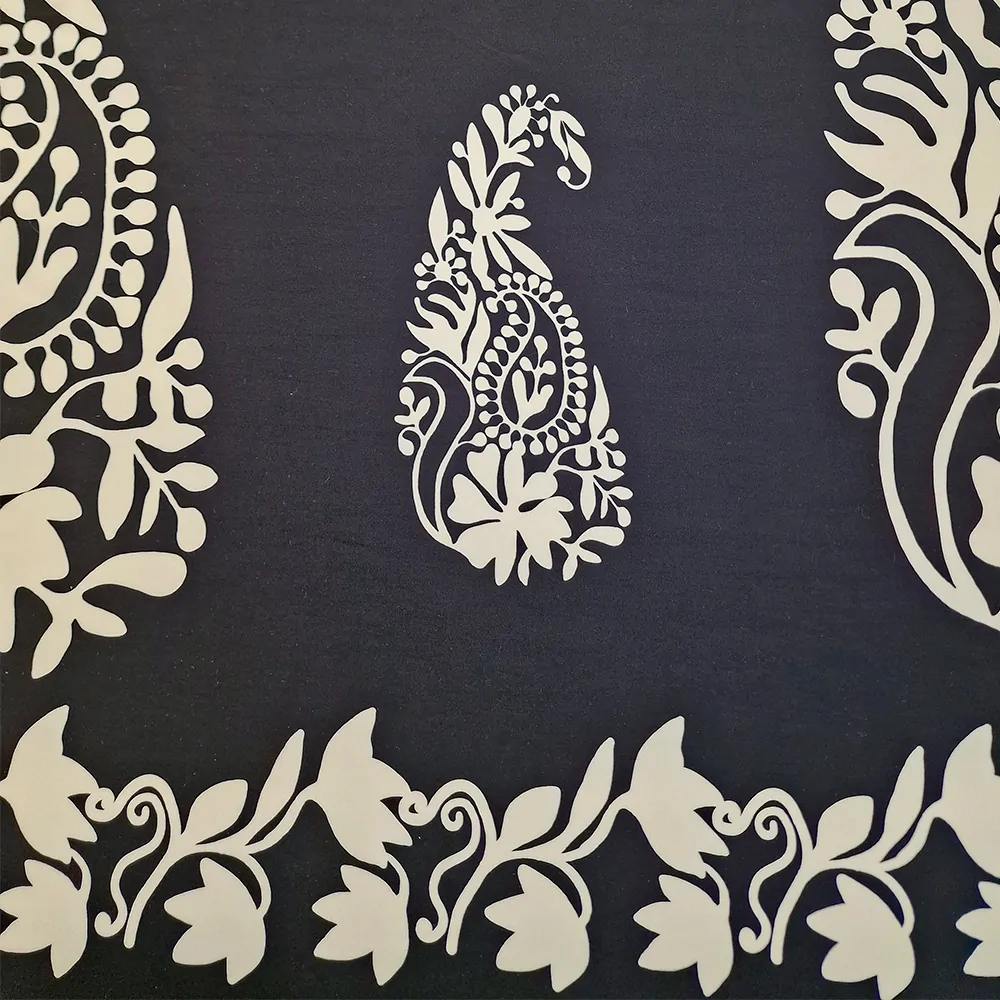 viskózové plátno, bílý vzor, černá