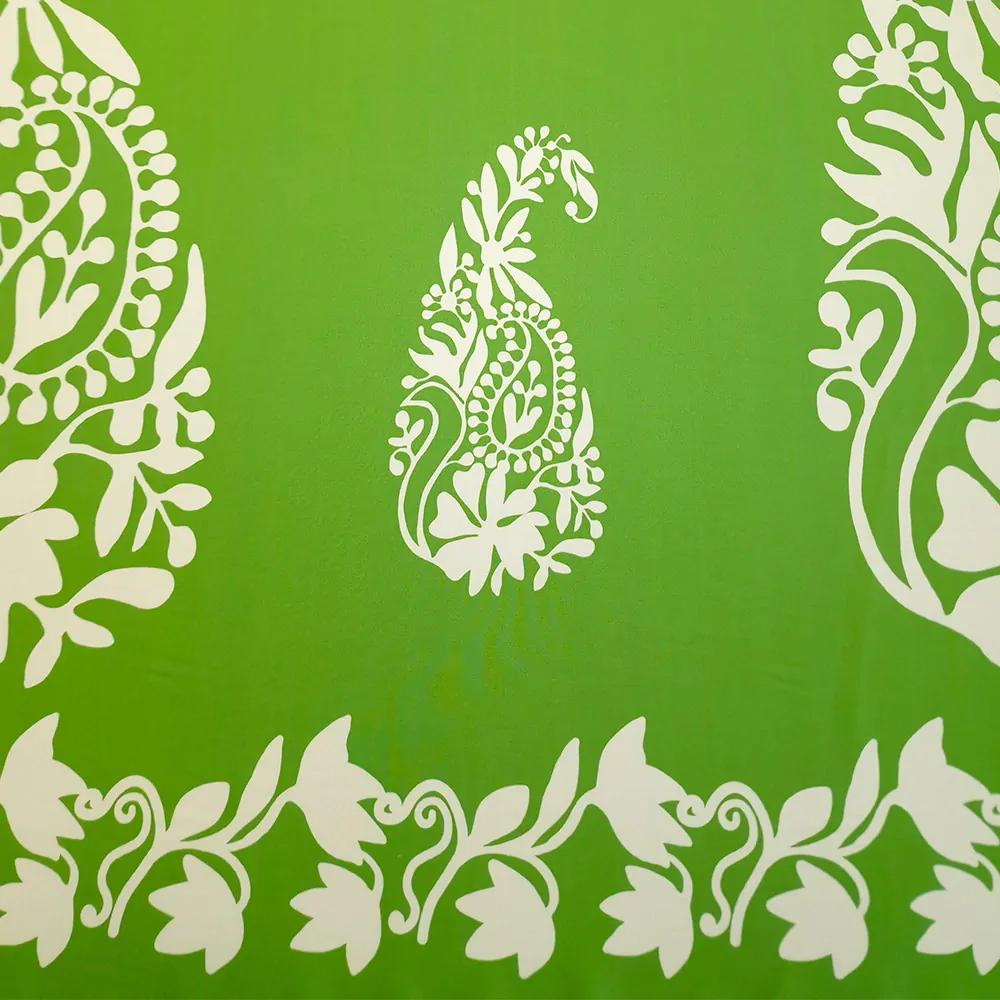 viskózové plátno, bílý vzor, zelená hrášková