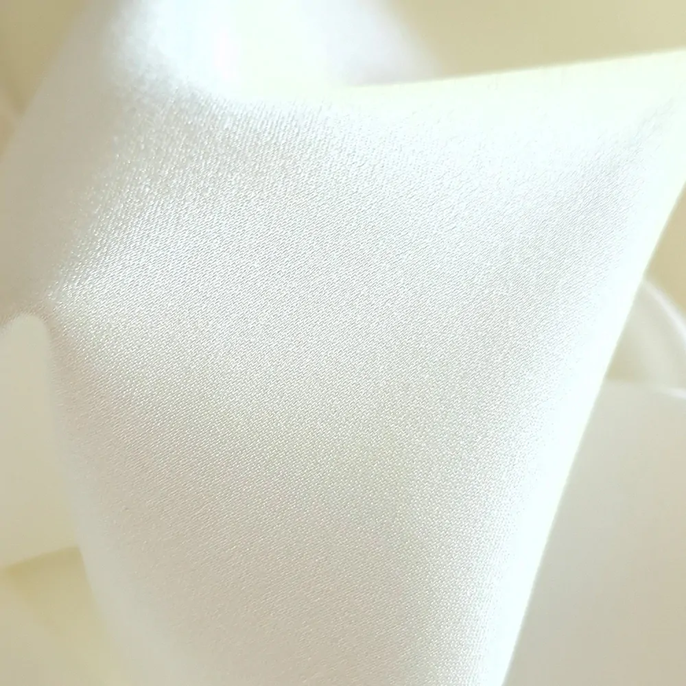 hedvábný satén s elastanem, ivory nat.