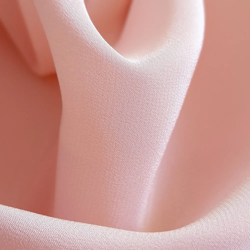 hedvábí, crepe de chine, sv. pudrová broskvová 1031