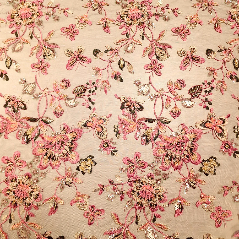 krajka vyšitá na tylu s korálky, černá/magenta