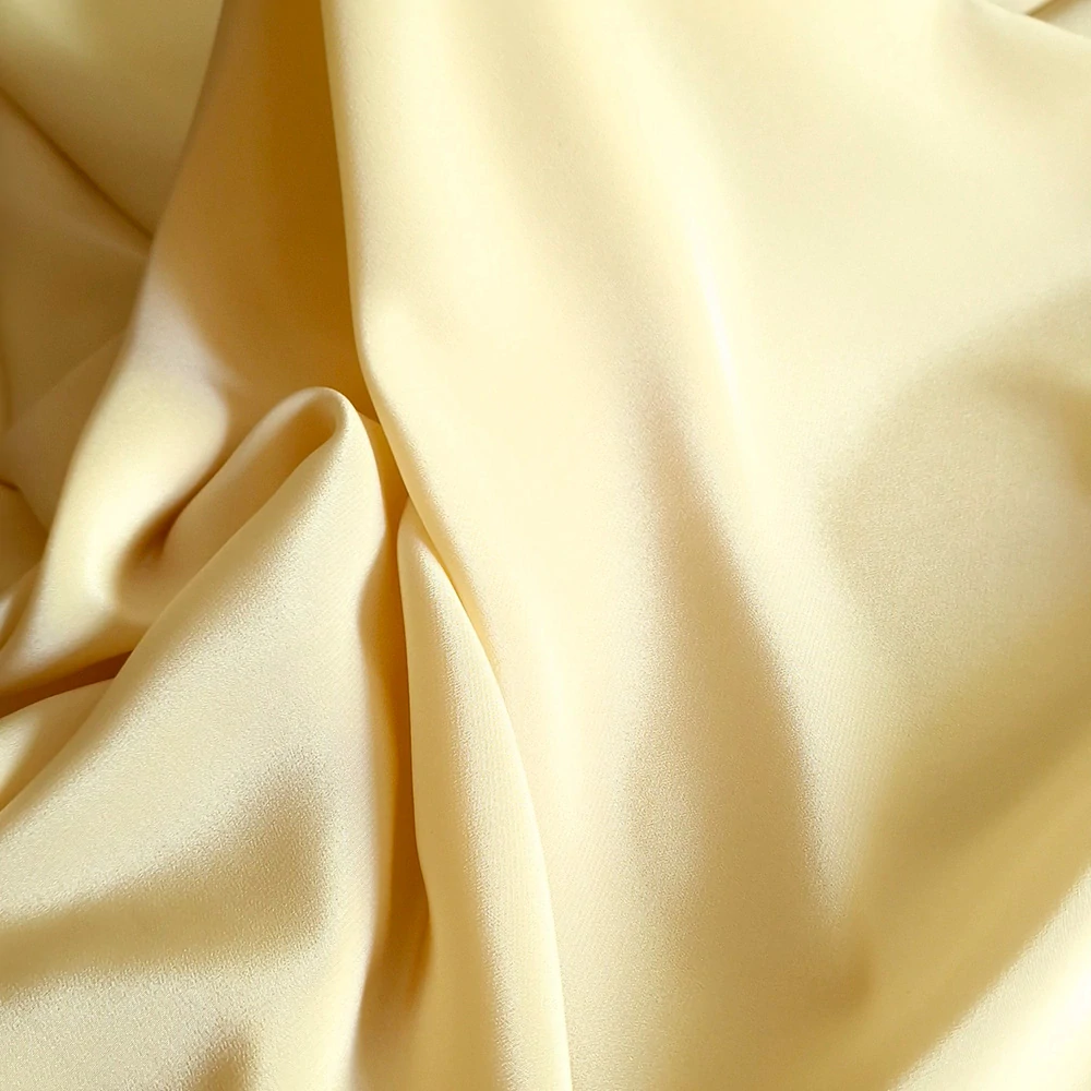 hedvábí, crepe de chine, světle béžová vanilková 120