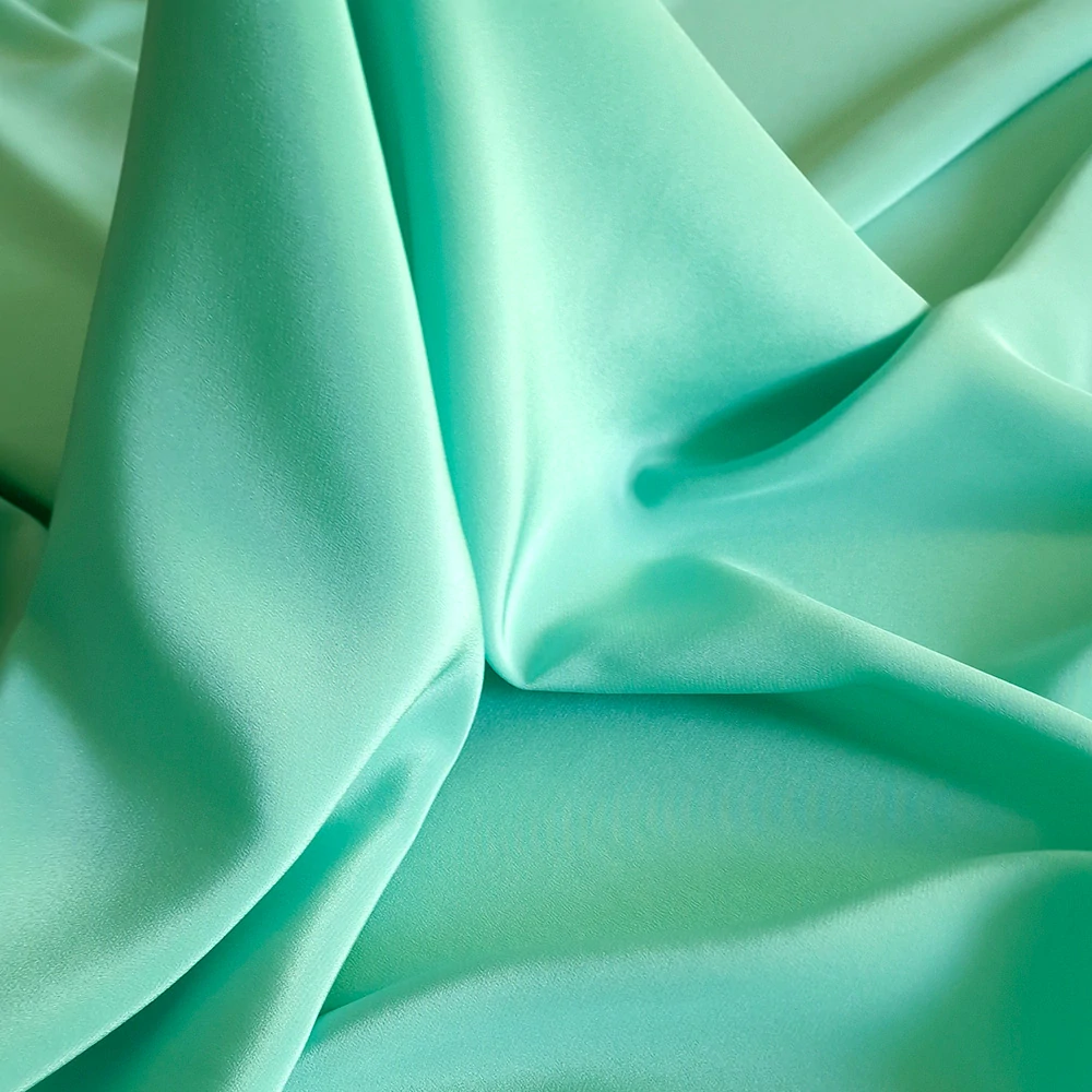 hedvábí, crepe de chine, mint 7288