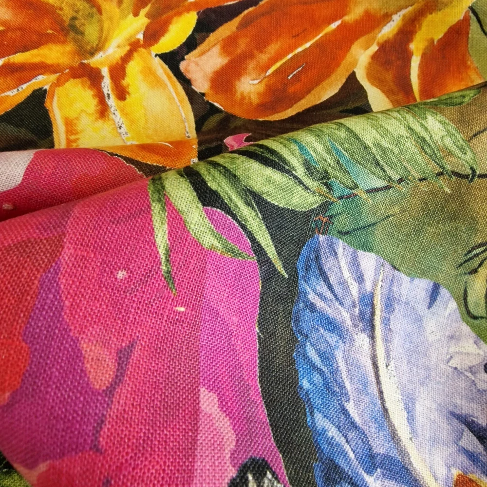 len, vzor květy, černá