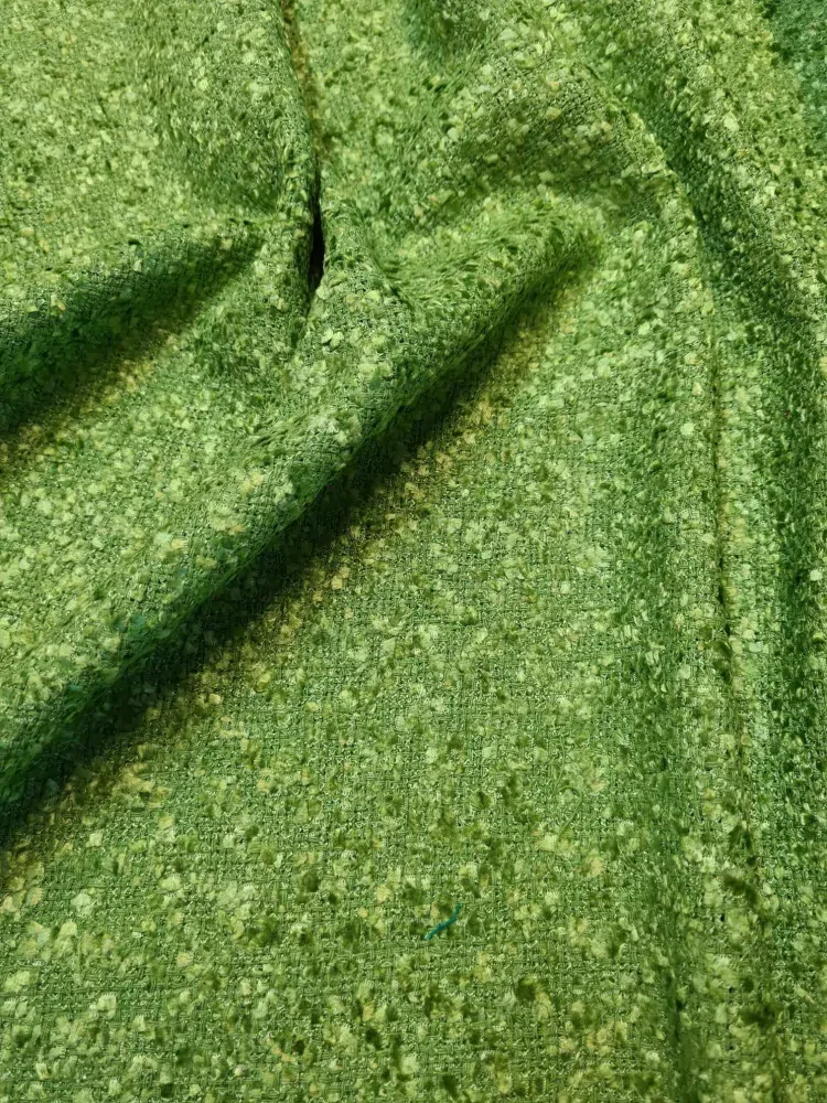 kostýmovka typu Chanel, jednobarevná, jarní zelená