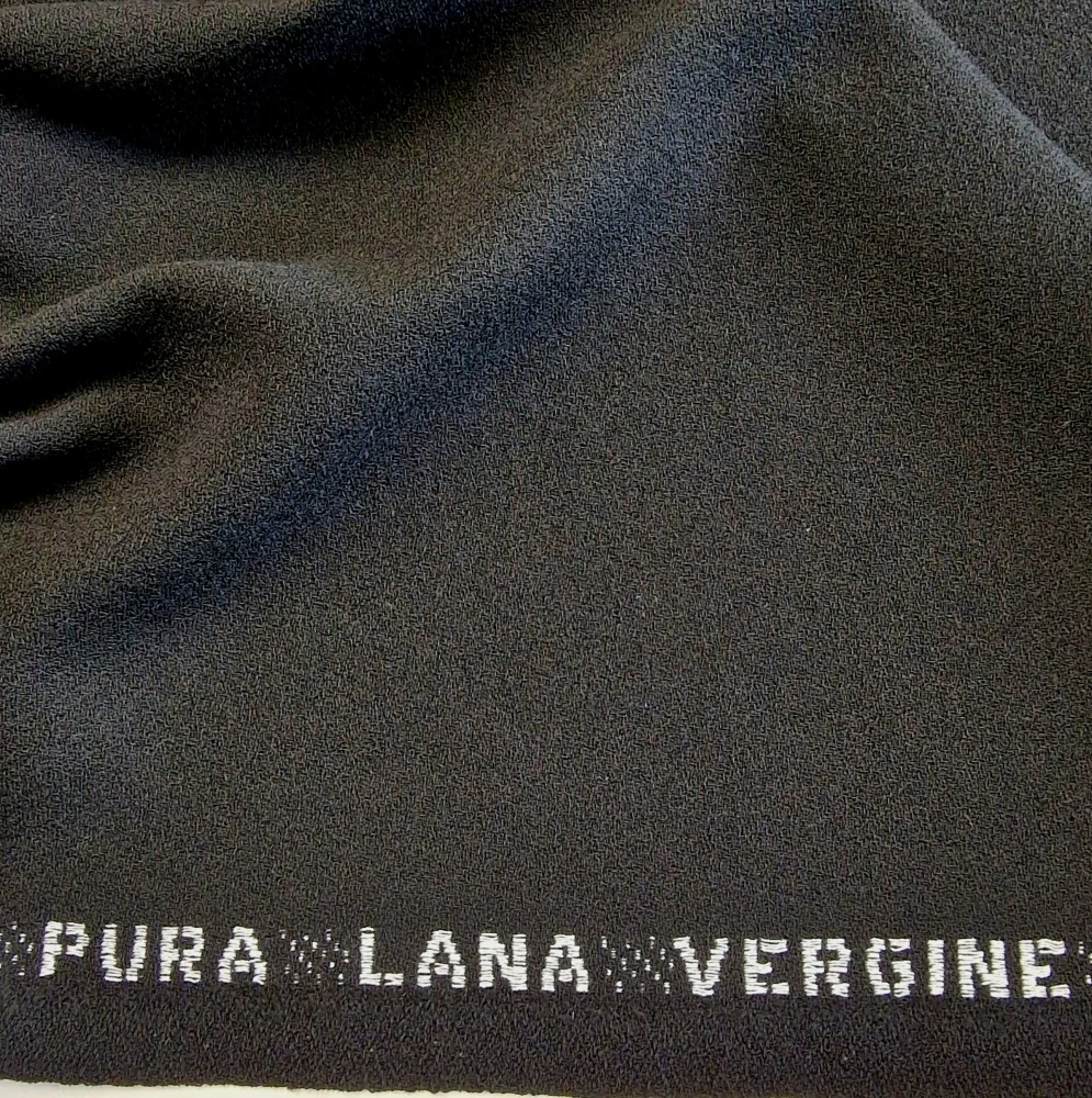 vlněný double krep, černá