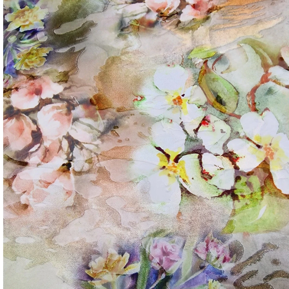 hedvábí DEVORÉ, pastelové květy