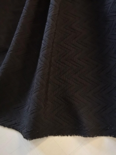 kostýmovka černá s 3D zoubky