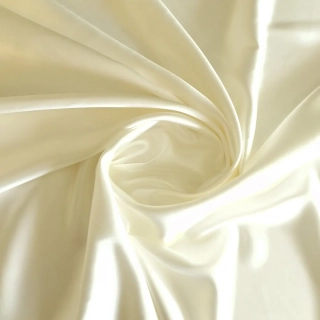 hedvábný satén doppio, 40 momme (172 g/m2), ivory